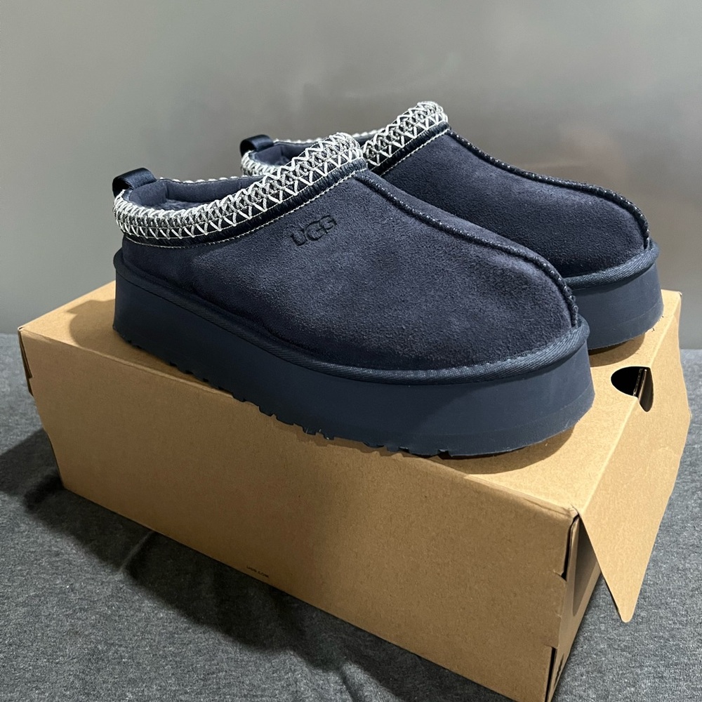 Women’s Tasman platform blue eve